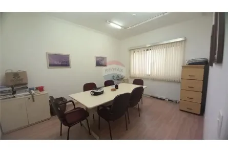 Sala Comercial para alugar, 200m² no Centro, Botucatu