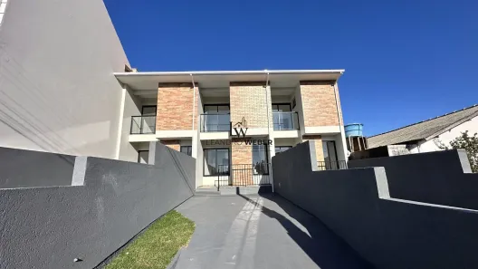 Casa com 2 Quartos à venda, 72m² no Serraria, São José