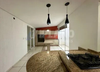 Casa de Condomínio com 3 Quartos para alugar, 80m² no Jardim Ipanema, São Carlos