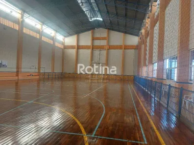 Galpão/Depósito/Armazém para alugar, 942m² no Presidente Roosevelt, Uberlândia