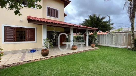 Casa com 4 Quartos à venda, 324m² no Balneário Stella Maris, Peruíbe