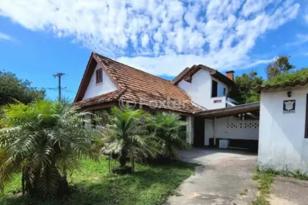 Casa com 5 Quartos à venda, 200m² no Balneário Pinhal, Balneário Pinhal