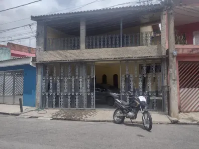 Casa com 3 Quartos à venda, 213m² no Parque Santa Teresa, Carapicuíba
