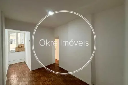Apartamento com 2 Quartos à venda, 48m² no Leme, Rio de Janeiro