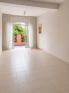 Sobrado com 2 Quartos para alugar, 260m² no Cambuci, São Paulo