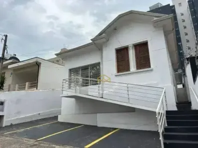 Imóvel Comercial para alugar, 139m² no Vila Itapura, Campinas