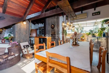 Casa de Condomínio com 3 Quartos à venda, 178m² no Ipanema, Porto Alegre