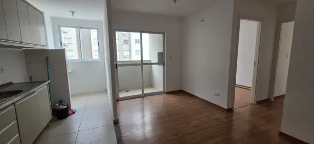 Apartamento com 2 Quartos para alugar, 50m² no Vila Emília, Maringá