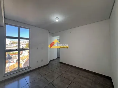 Apartamento com 2 Quartos para alugar, 70m² no São José, Divinópolis