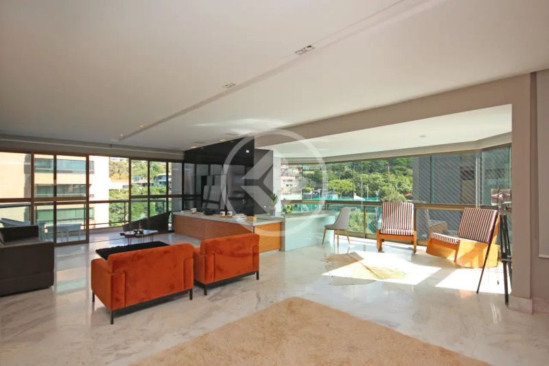 Apartamento com 3 quartos — Serra, Belo Horizonte