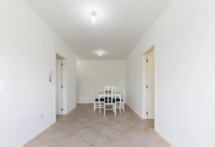 Apartamento com 2 Quartos para alugar, 75m² no Agronômica, Florianópolis