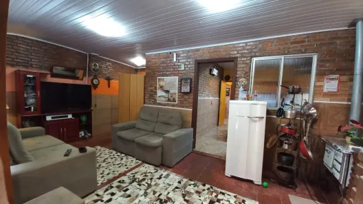 Casa com 3 Quartos à venda, 210m² no Laranjal, Pelotas