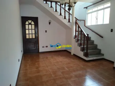 Sobrado com 4 Quartos para alugar, 199m² no Santa Terezinha, Santo André