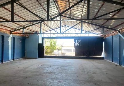 Ponto Comercial para alugar, 235m² no Cândida Câmara, Montes Claros