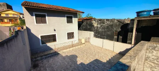 Casa com 3 Quartos para alugar, 225m² no Jardim Semiramis, Cotia