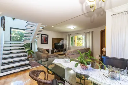 Sobrado com 3 Quartos à venda, 544m² no Guaíra, Curitiba