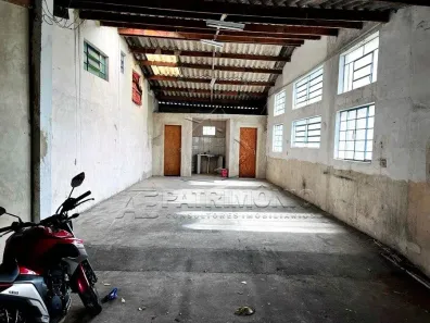 Casa com 3 Quartos à venda, 450m² no Vila Hortência, Sorocaba