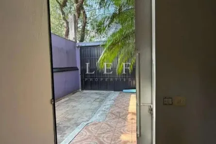Casa com 4 Quartos para alugar, 1050m² no Vila Nova Conceição, São Paulo