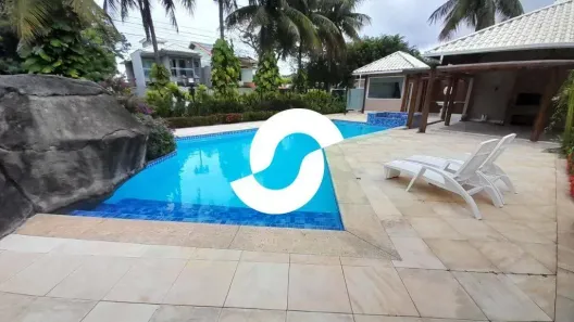 Casa com 6 Quartos à venda, 457m² no Camboinhas, Niterói