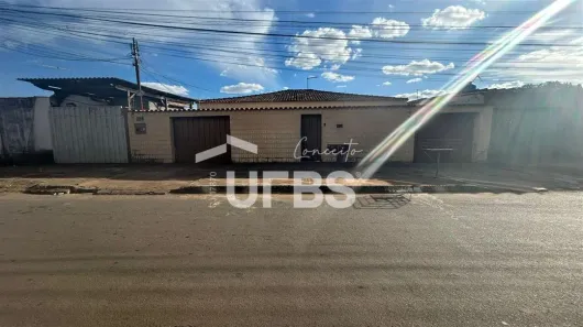 Casa com 4 Quartos à venda, 245m² no Jardim Guanabara, Goiânia