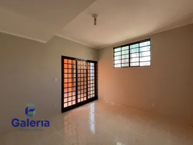 Casa com 3 Quartos para alugar, 121m² no Vila Tibério, Ribeirão Preto