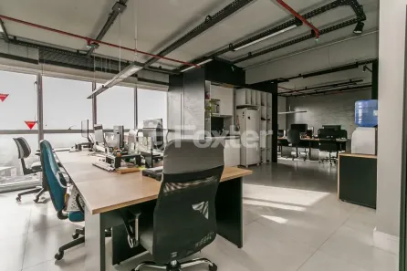 Sala Comercial à venda, 70m² no Petrópolis, Porto Alegre