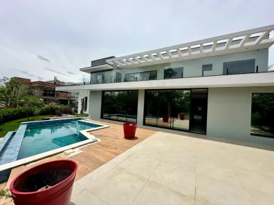 Casa de Condomínio com 4 Quartos para alugar, 450m² no Loteamento Residencial Reserva dos Lagos, Pindamonhangaba