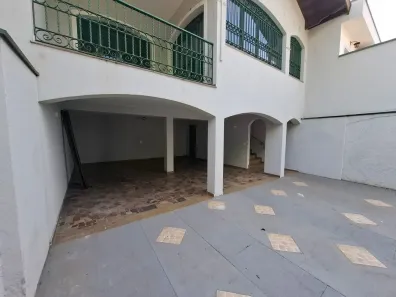 Casa com 3 Quartos para alugar, 231m² no São Luiz, Piracicaba