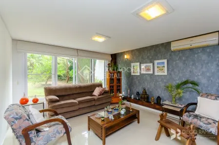 Casa de Condomínio com 3 Quartos à venda, 280m² no Espírito Santo, Porto Alegre