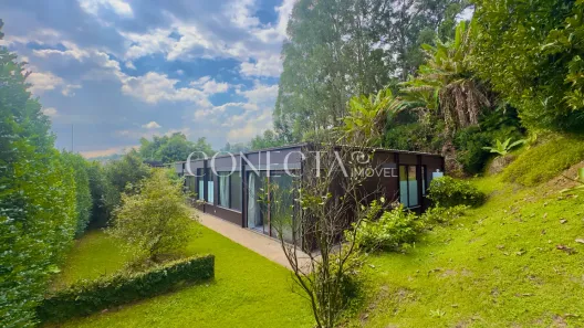 Casa com 3 Quartos para venda ou aluguel, 1600m² no Tamboré, Barueri