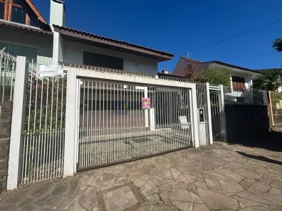Casa com 4 Quartos para venda ou aluguel, 240m² no Jardim Itu, Porto Alegre