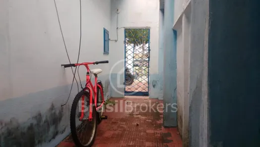 Casa com 3 Quartos à venda, 140m² no Marechal Hermes, Rio de Janeiro