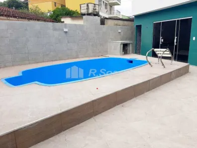 Casa com 3 Quartos à venda, 165m² no Vila Valqueire, Rio de Janeiro