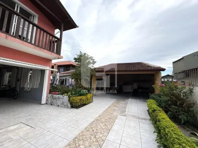Casa com 3 Quartos para alugar, 230m² no Campeche, Florianópolis