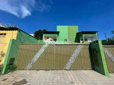 Casa com 3 Quartos à venda, 401m² no Serrinha, Goiânia