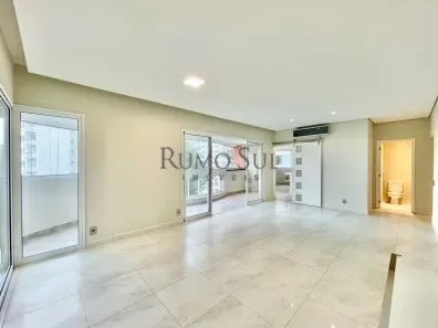 Apartamento com 3 Quartos à venda, 182m² no Vila Sofia, São Paulo