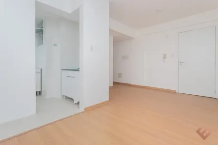 Apartamento com 2 Quartos para alugar, 51m² no Centro, Pelotas