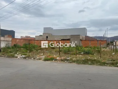 Lote/Terreno à venda, 600m² no Alterosas, Montes Claros