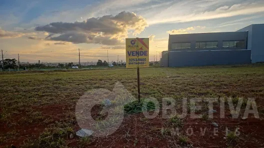 Lote/Terreno à venda, 950m² no Grand Ville, Uberlândia