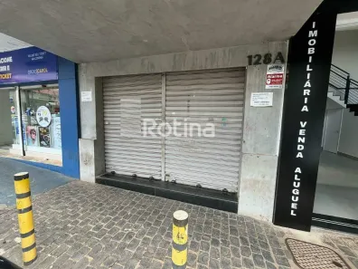 Ponto Comercial para alugar, 80m² no Centro, Uberlândia