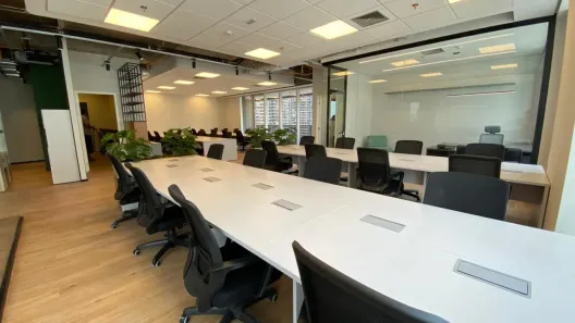 Sala Comercial para alugar, 240m² no Vila Gertrudes, São Paulo