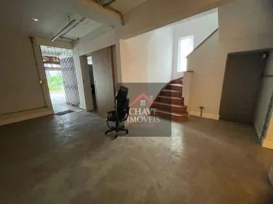 Imóvel Comercial com 4 Quartos à venda, 430m² no Gonzaga, Santos