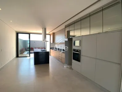 Casa de Condomínio com 3 Quartos à venda, 220m² no Jardins de Renoir, Marília