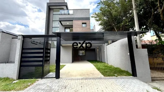 Sobrado com 3 Quartos à venda, 141m² no Capão Raso, Curitiba