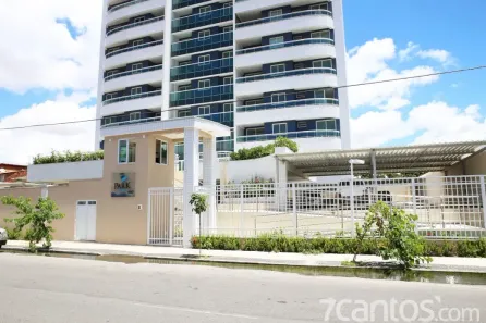 Apartamento com 4 Quartos para alugar, 90m² no Parque Araxá, Fortaleza