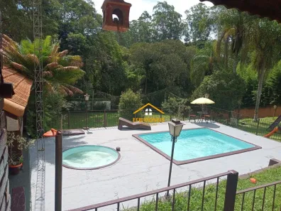 Fazenda/Sítio com 3 Quartos à venda, 500m² no Guaxinduva, Atibaia