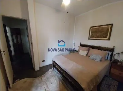 Casa com 4 Quartos à venda, 240m² no Vila do Encontro, São Paulo