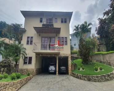 Sobrado com 4 Quartos à venda, 520m² no Jardim Itatinga, São Paulo