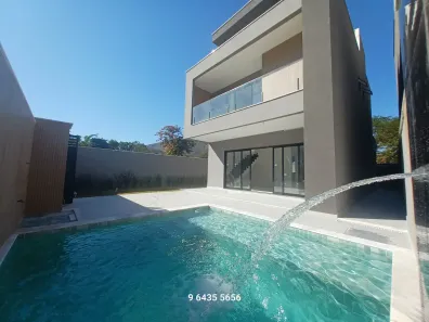 Casa de Condomínio com 4 Quartos à venda, 200m² no Vargem Pequena, Rio de Janeiro