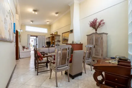 Casa com 2 Quartos à venda, 230m² no Planalto Paulista, São Paulo